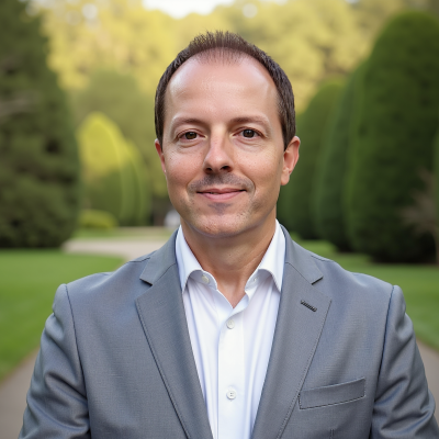 68a8b4801d0fe097d21b787f-HeadshotPro